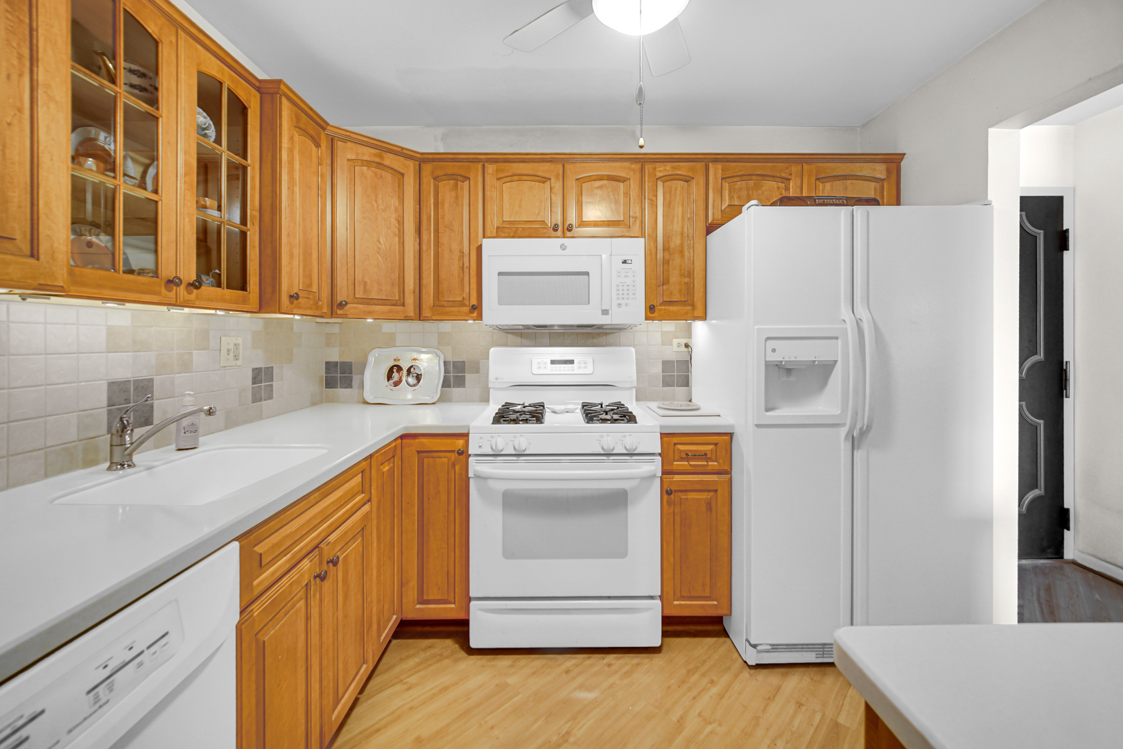 900 E Wilmette Road #406, Palatine, IL 60074