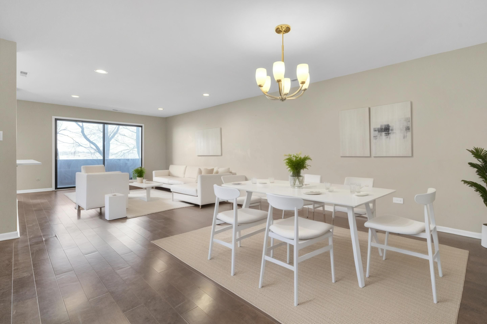 9242 Gross Point Road #310, Skokie, IL 60077