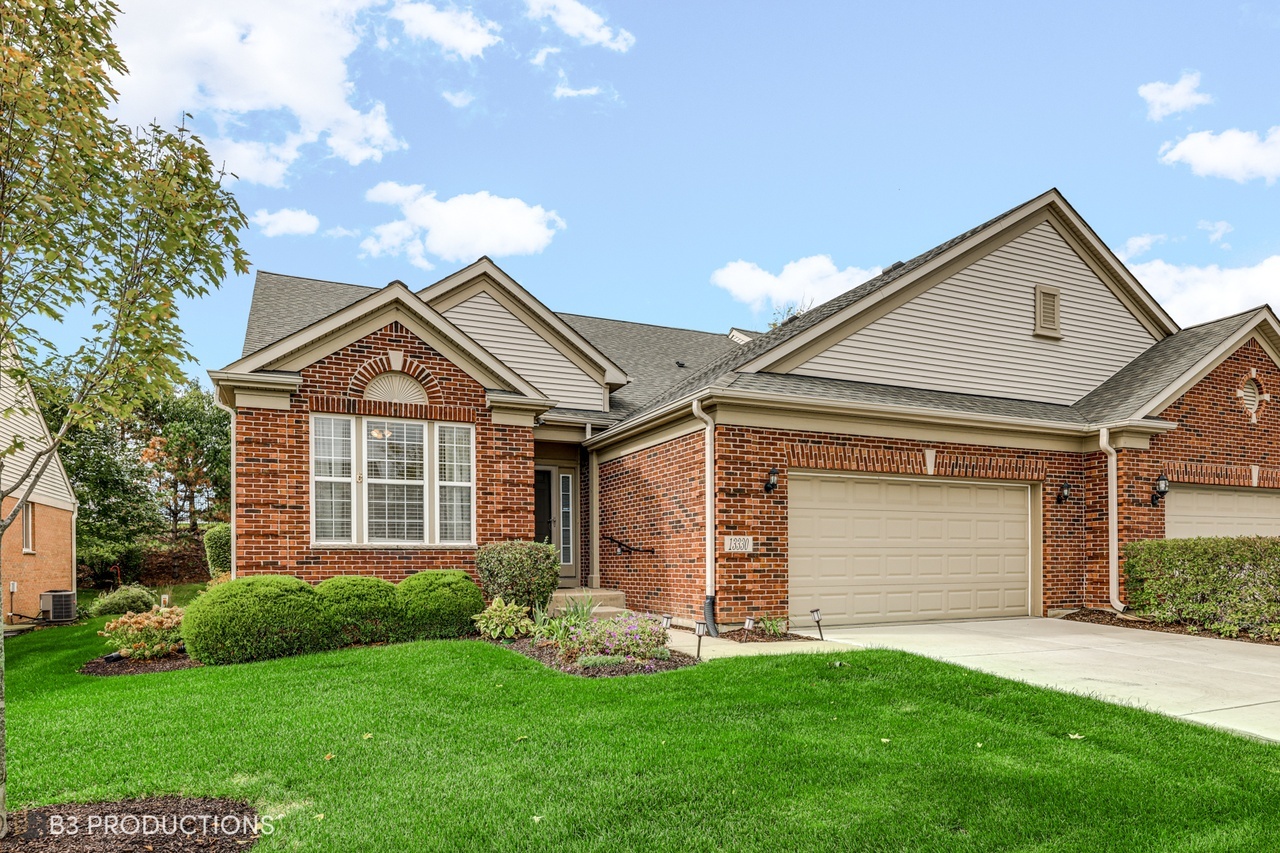13330 Strandhill Drive, Orland Park, IL 60462
