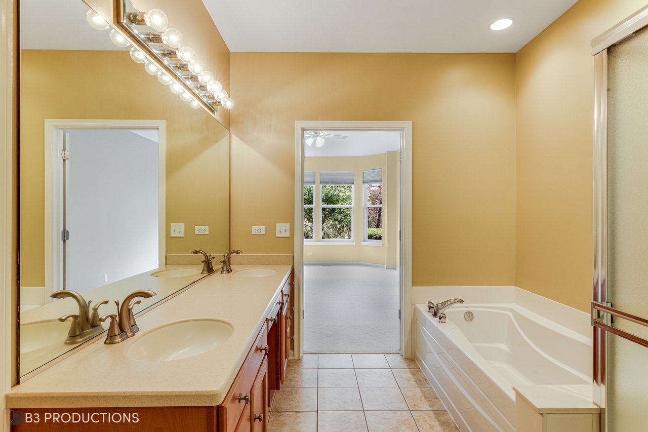 13330 Strandhill Drive, Orland Park, IL 60462