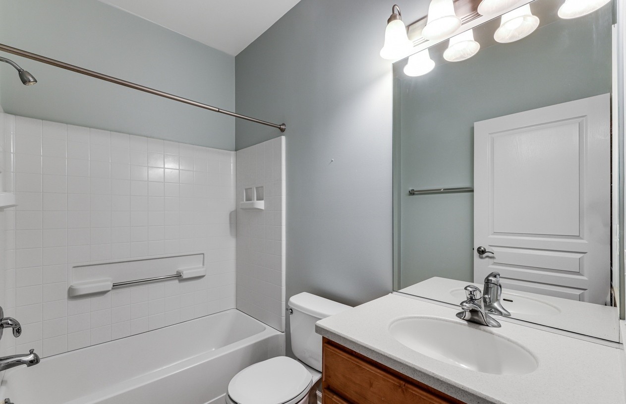 13330 Strandhill Drive, Orland Park, IL 60462