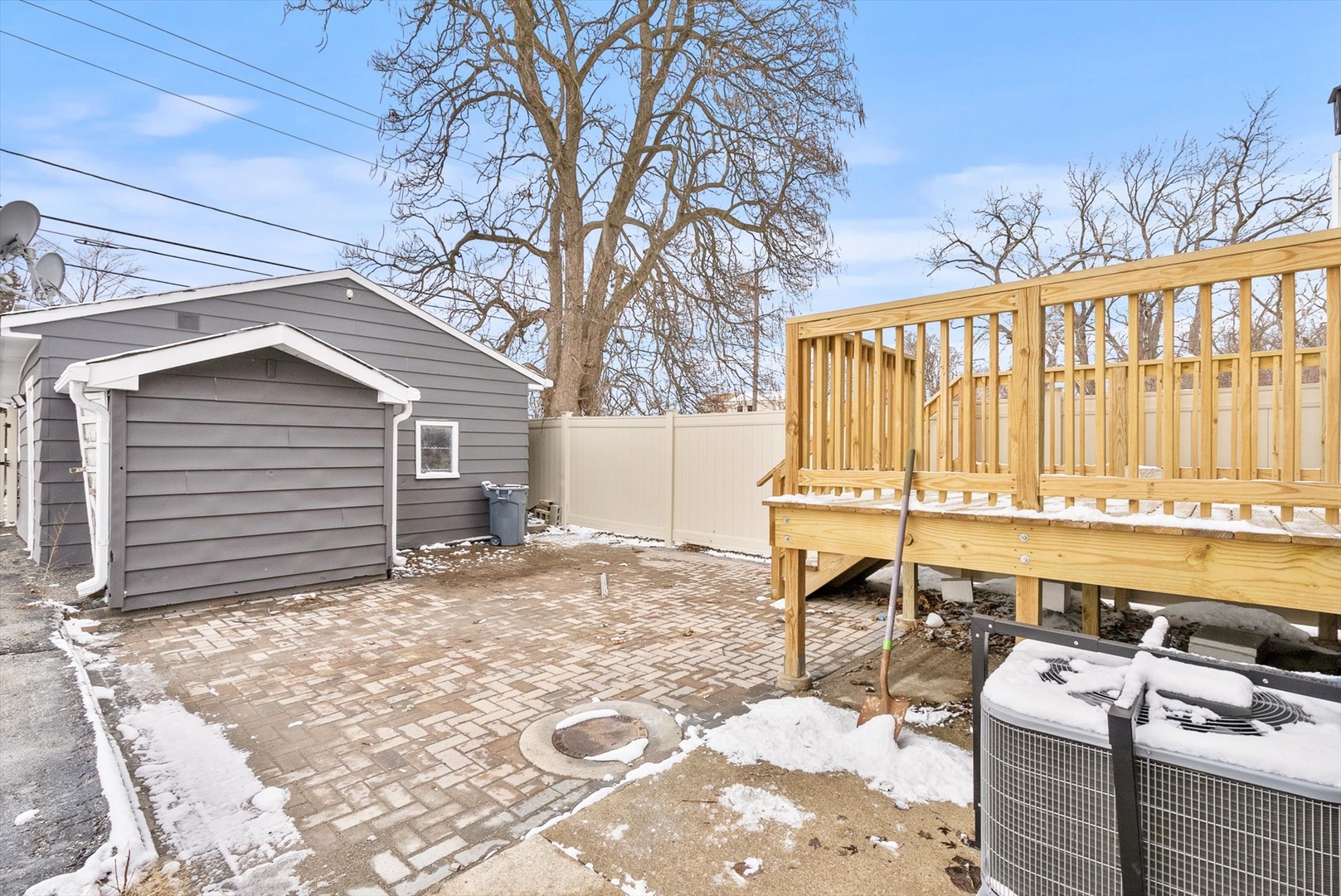 12404 S Wood Street, Calumet Park, IL 60827