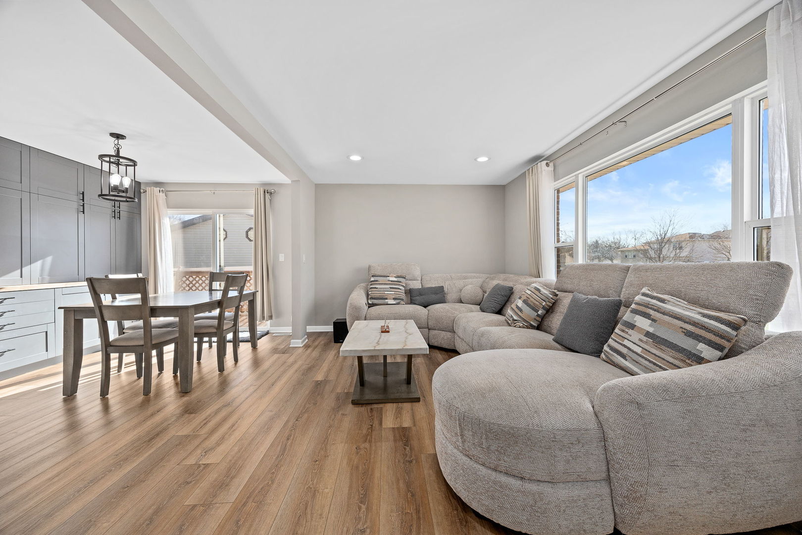 25727 S Mccorkle Avenue, Monee, IL 60449