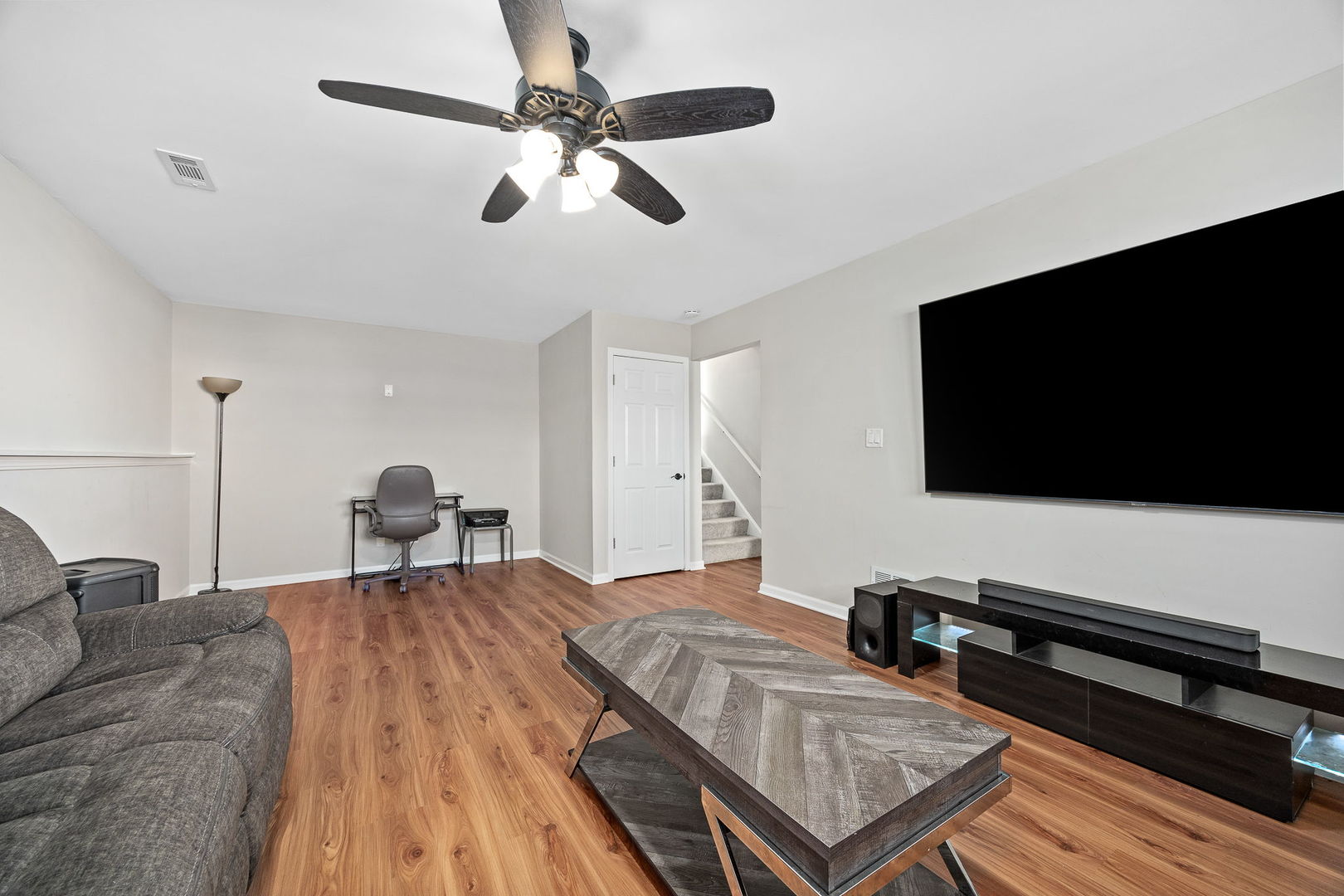 25727 S Mccorkle Avenue, Monee, IL 60449