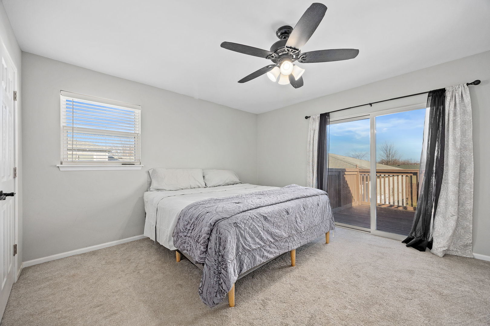 25727 S Mccorkle Avenue, Monee, IL 60449