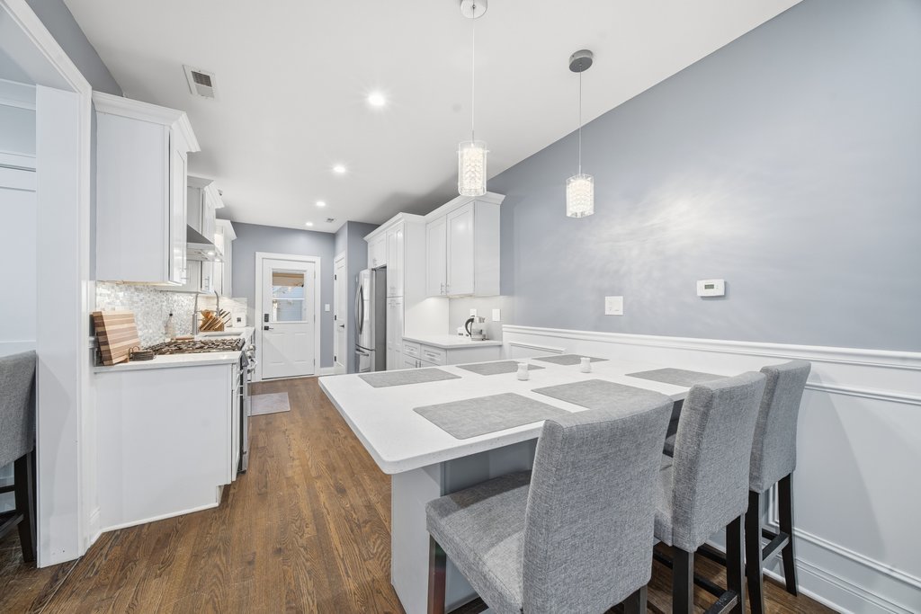 314 N Kinzie Street, Thornton, IL 60476