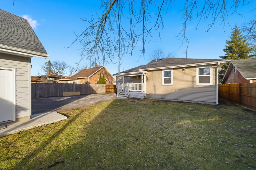 314 N Kinzie Street, Thornton, IL 60476