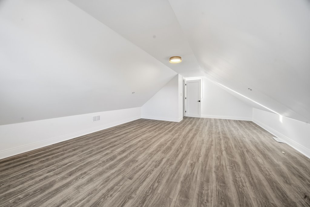 314 N Kinzie Street, Thornton, IL 60476