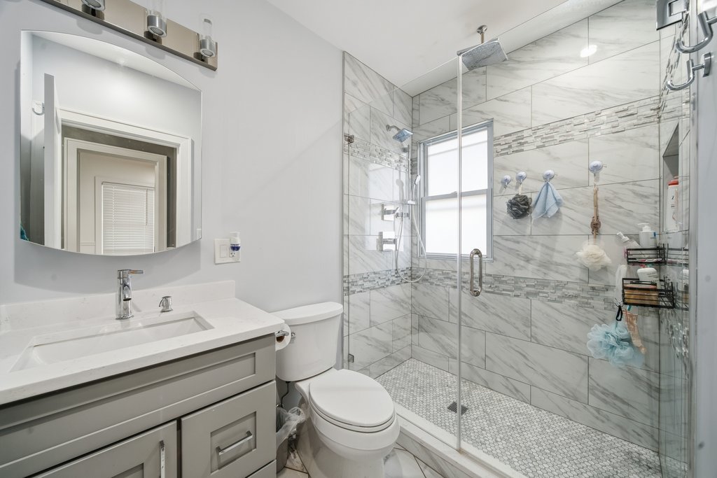 314 N Kinzie Street, Thornton, IL 60476