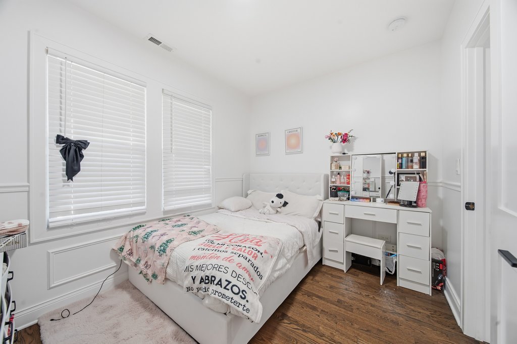 314 N Kinzie Street, Thornton, IL 60476