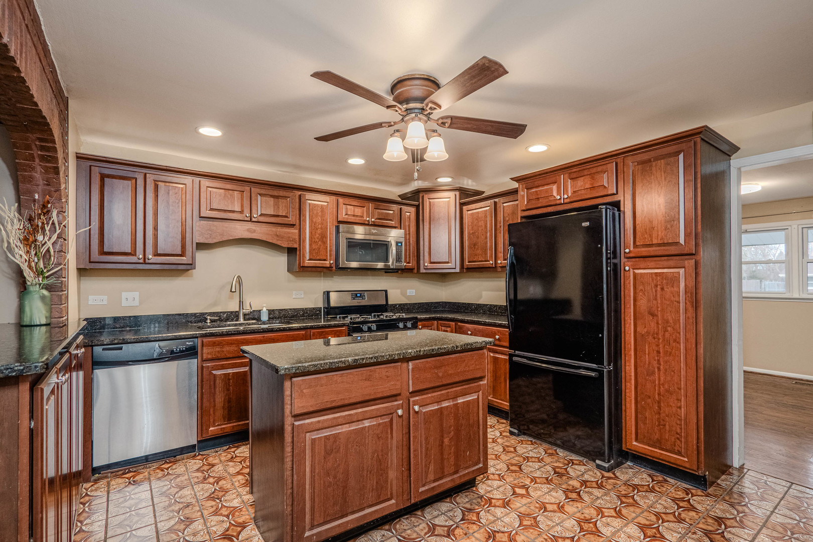 18940 Baker Avenue, Country Club Hills, IL 60478