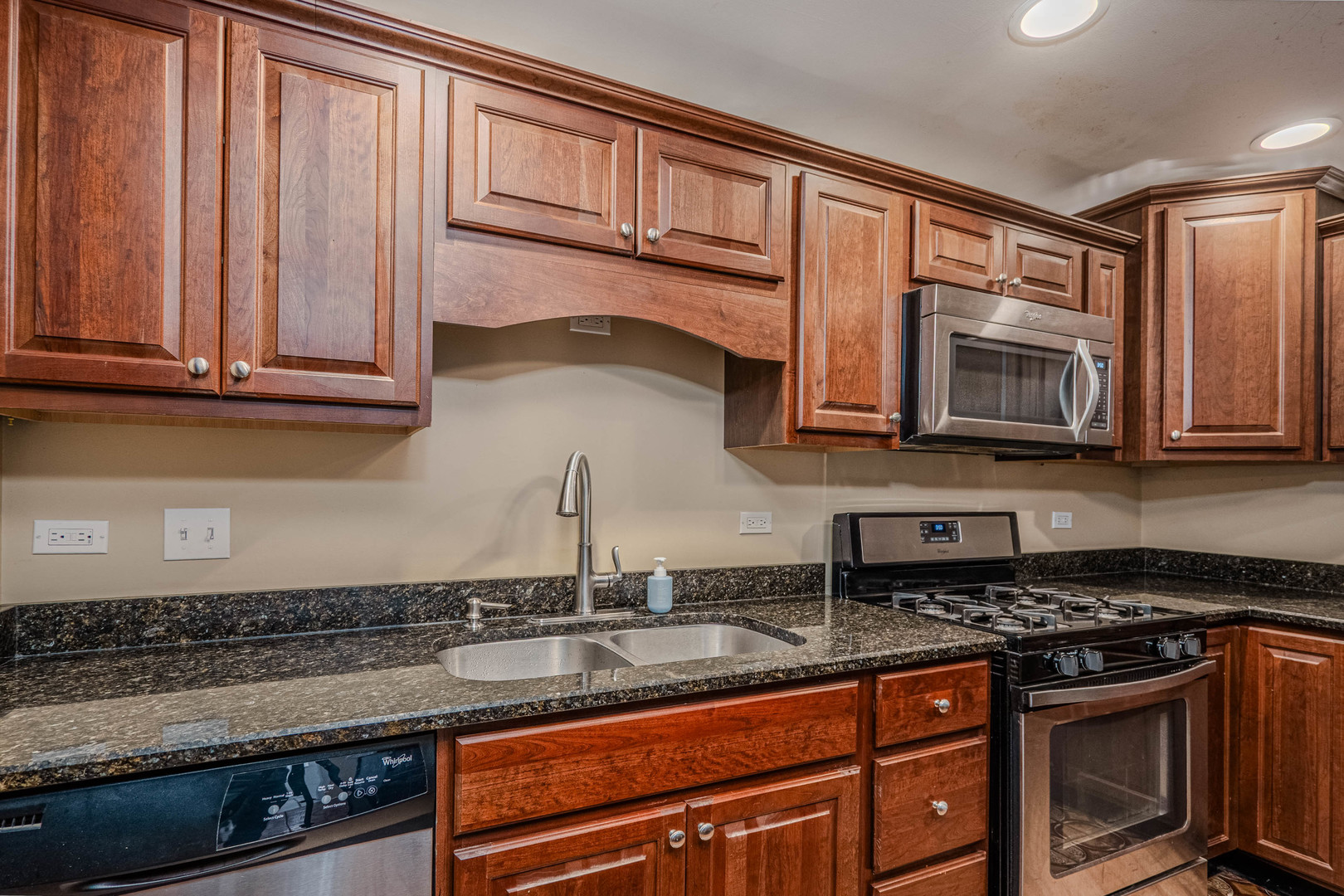 18940 Baker Avenue, Country Club Hills, IL 60478