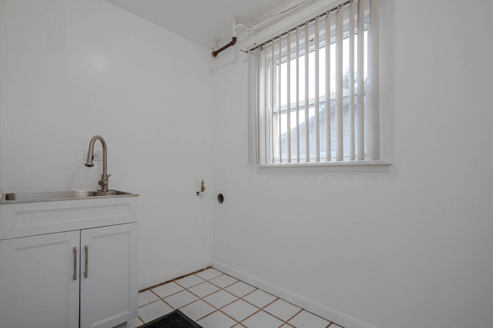 18940 Baker Avenue, Country Club Hills, IL 60478