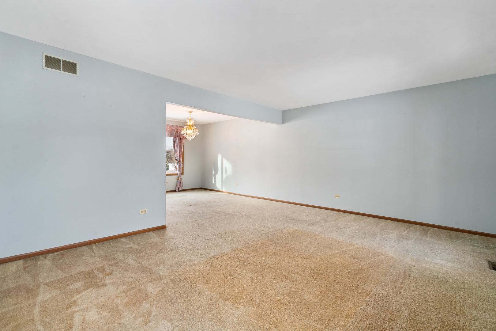 7816 Dorchester Lane, Darien, IL 60561