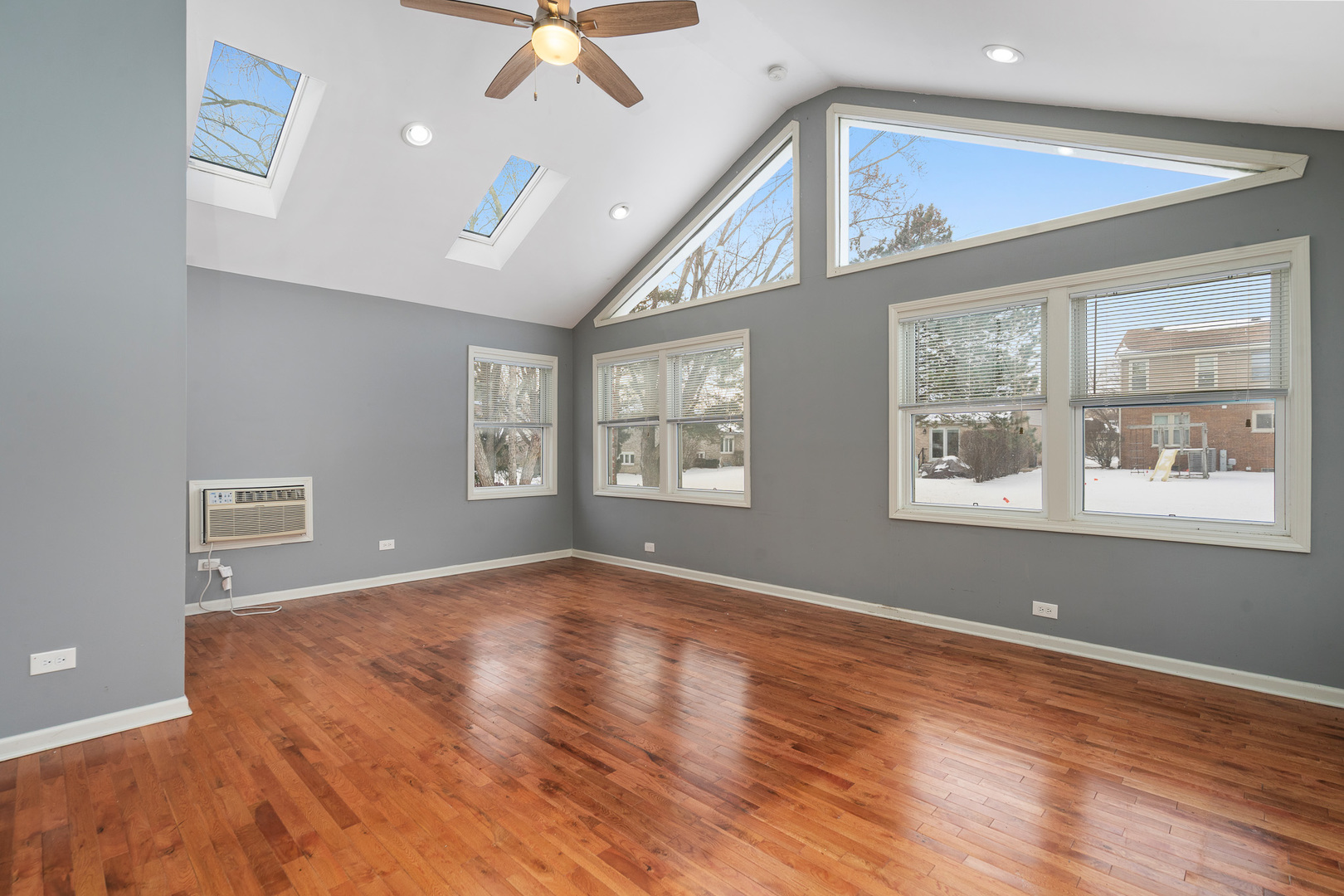 7816 Dorchester Lane, Darien, IL 60561