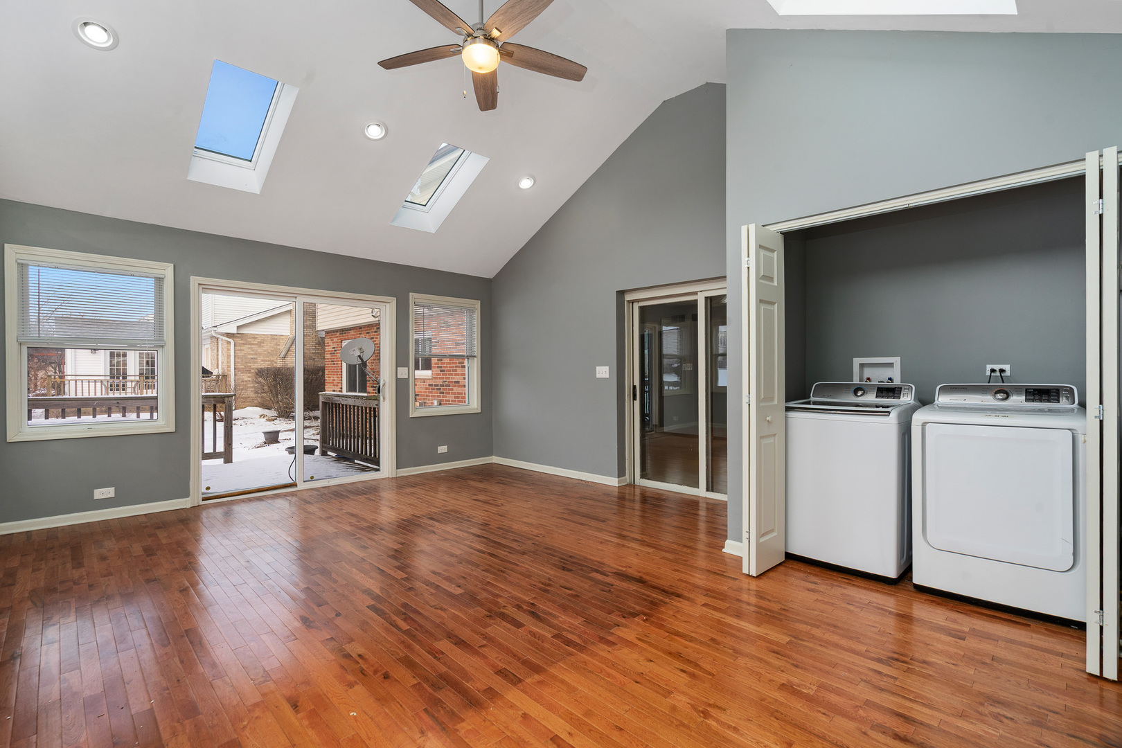 7816 Dorchester Lane, Darien, IL 60561