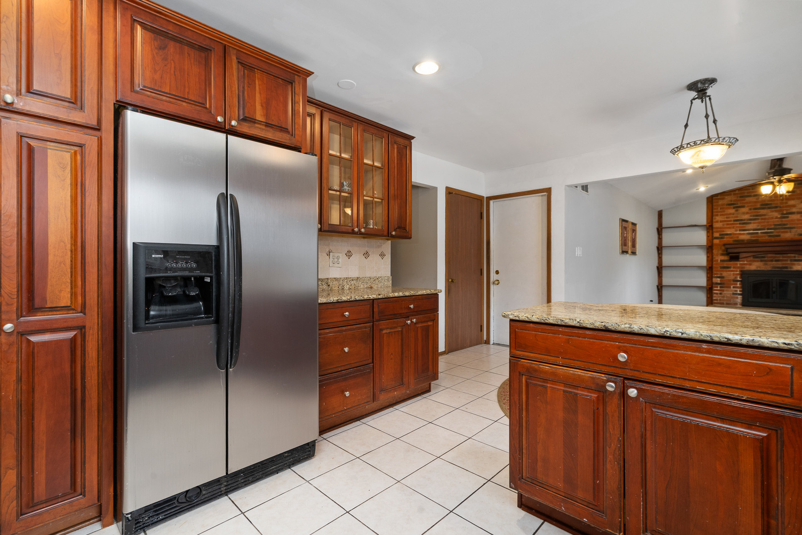 7816 Dorchester Lane, Darien, IL 60561