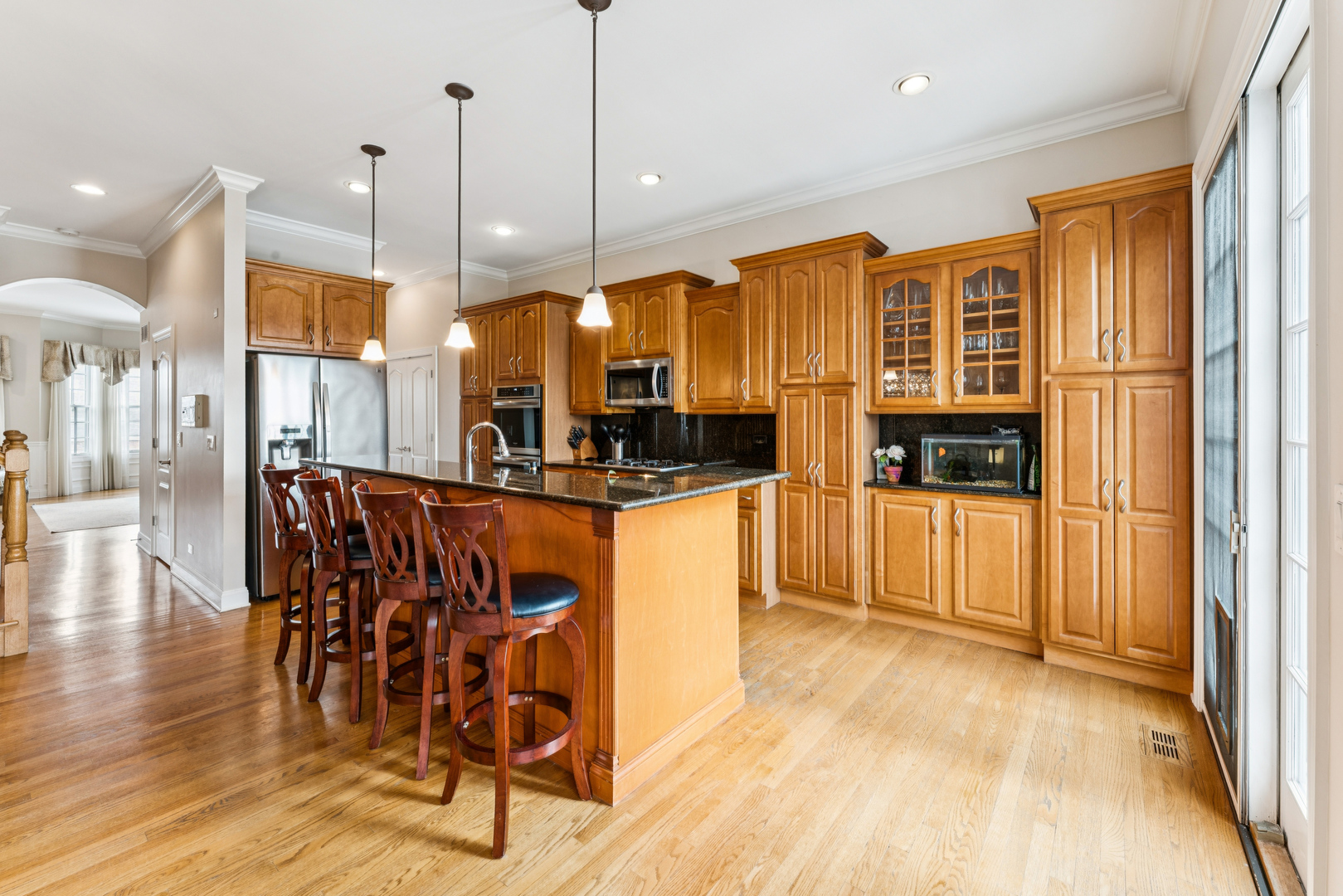 5 Illinois Avenue, Schaumburg, IL 60193