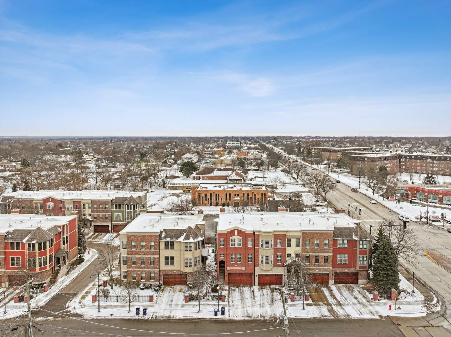 5 Illinois Avenue, Schaumburg, IL 60193