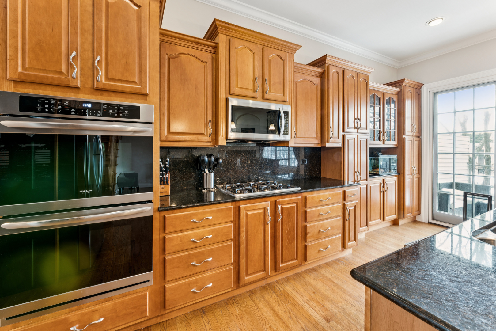 5 Illinois Avenue, Schaumburg, IL 60193