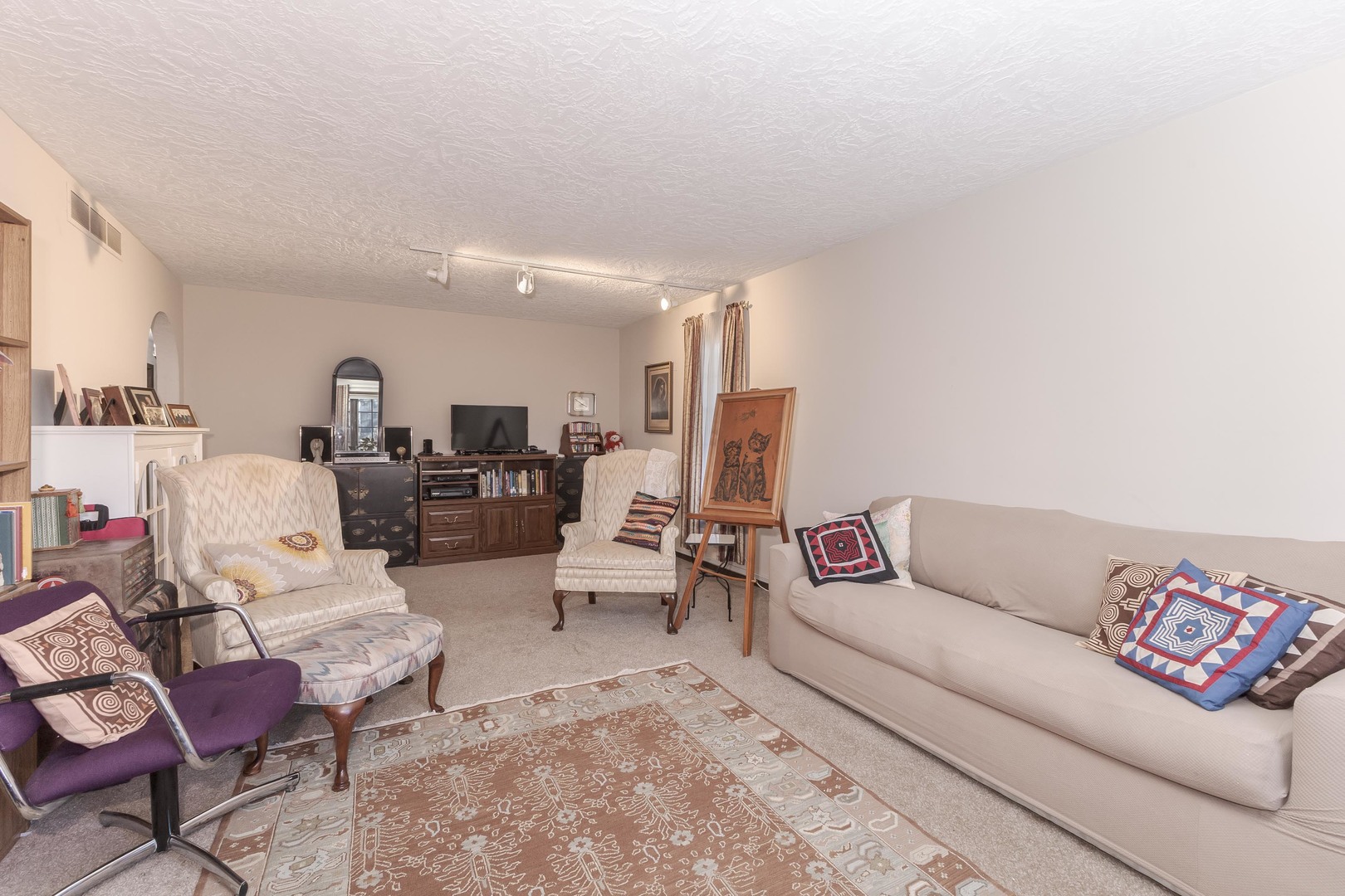 28 Chatsford Court, Bloomington, IL 61704