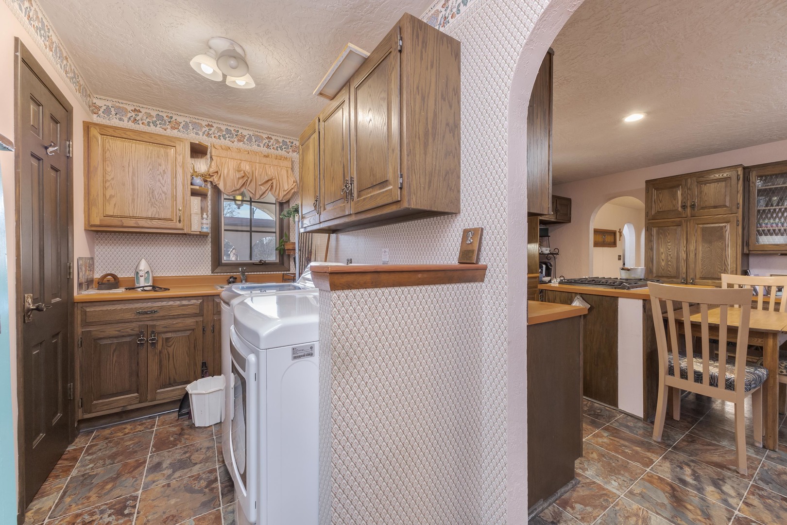 28 Chatsford Court, Bloomington, IL 61704