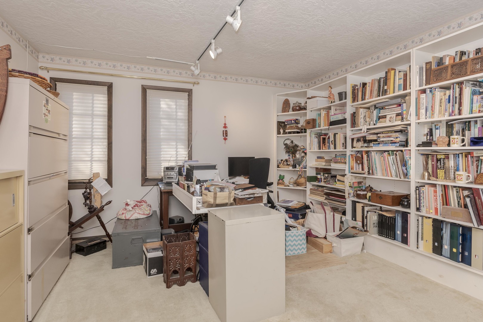 28 Chatsford Court, Bloomington, IL 61704