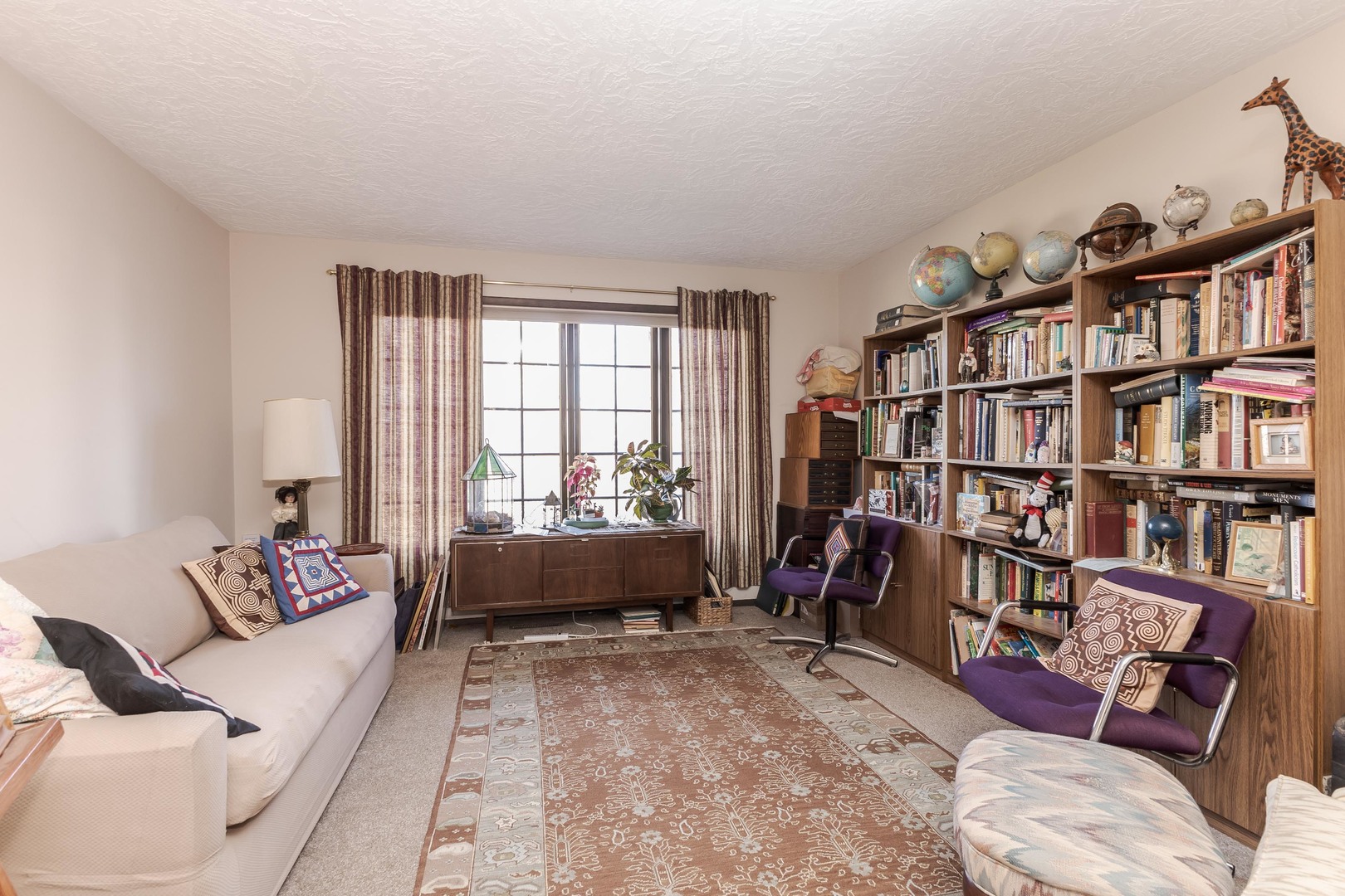 28 Chatsford Court, Bloomington, IL 61704