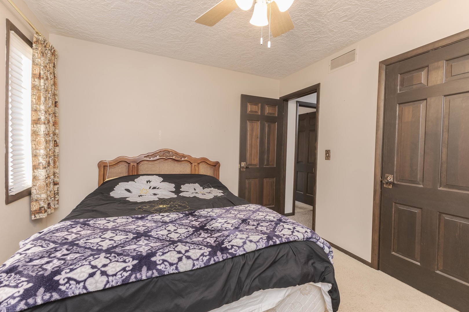 28 Chatsford Court, Bloomington, IL 61704