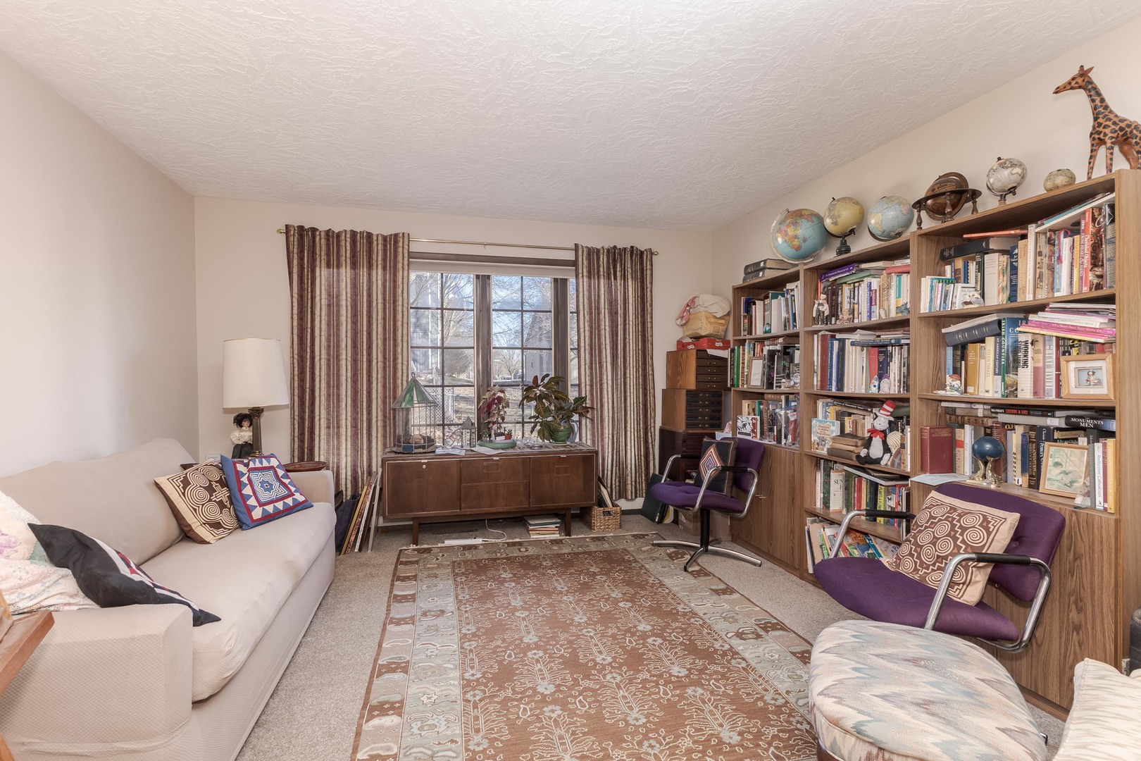 28 Chatsford Court, Bloomington, IL 61704