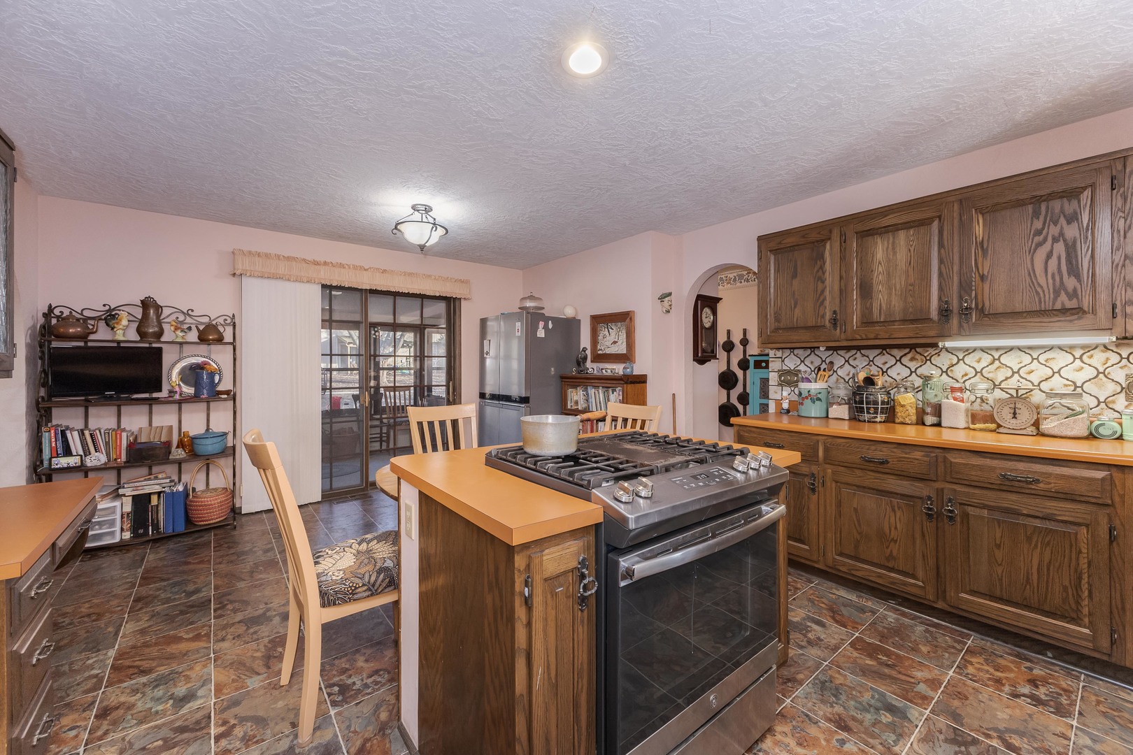 28 Chatsford Court, Bloomington, IL 61704