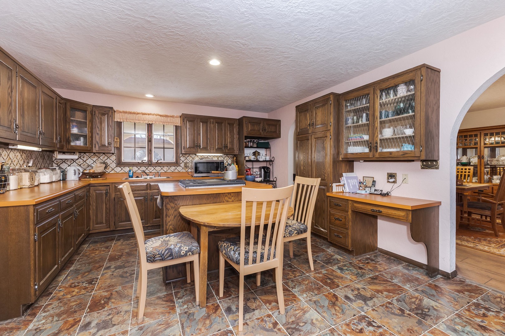 28 Chatsford Court, Bloomington, IL 61704