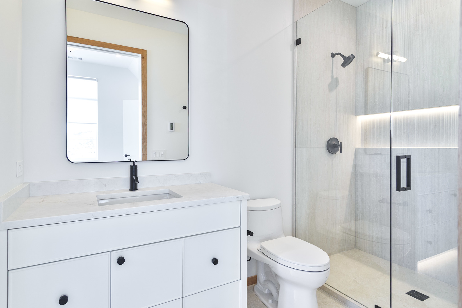 527 Kensington Court, Hinsdale, IL 60521