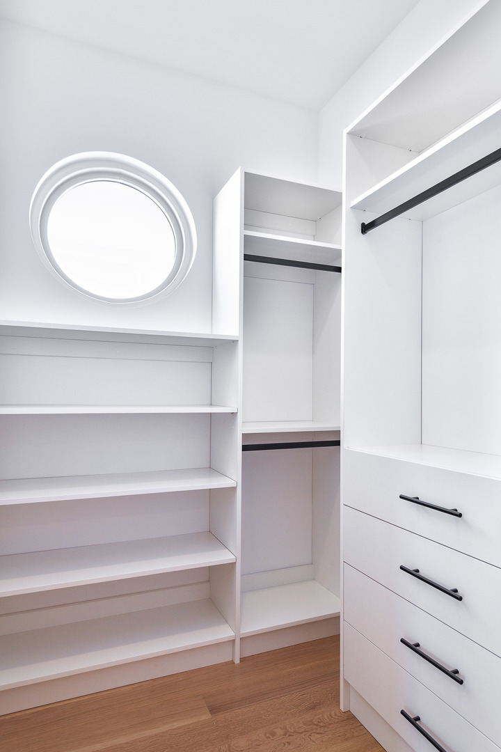 527 Kensington Court, Hinsdale, IL 60521