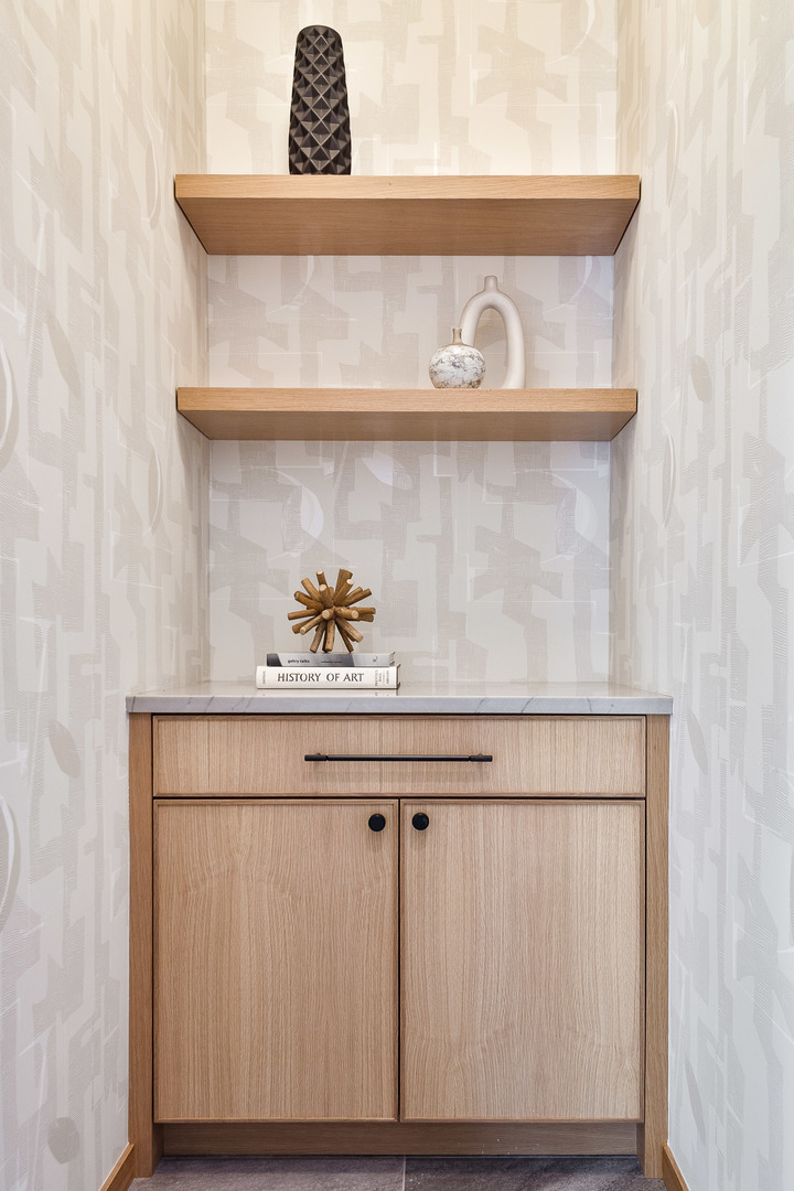 527 Kensington Court, Hinsdale, IL 60521