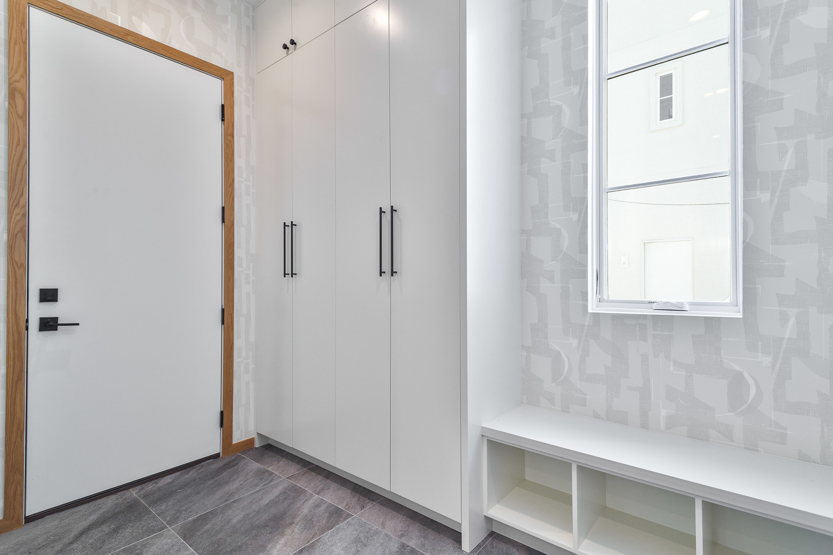 527 Kensington Court, Hinsdale, IL 60521