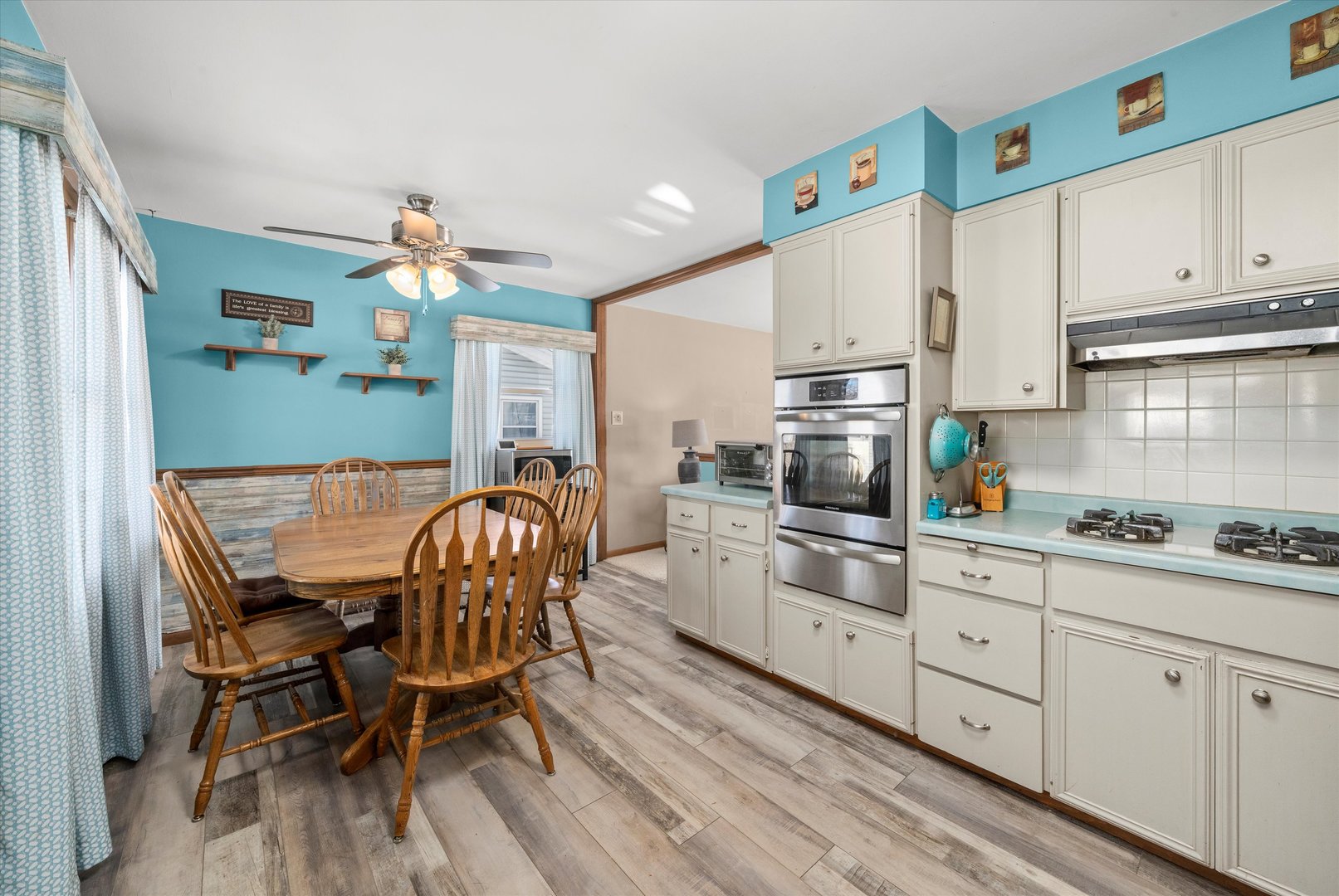 537 Craig Avenue, Crete, IL 60417