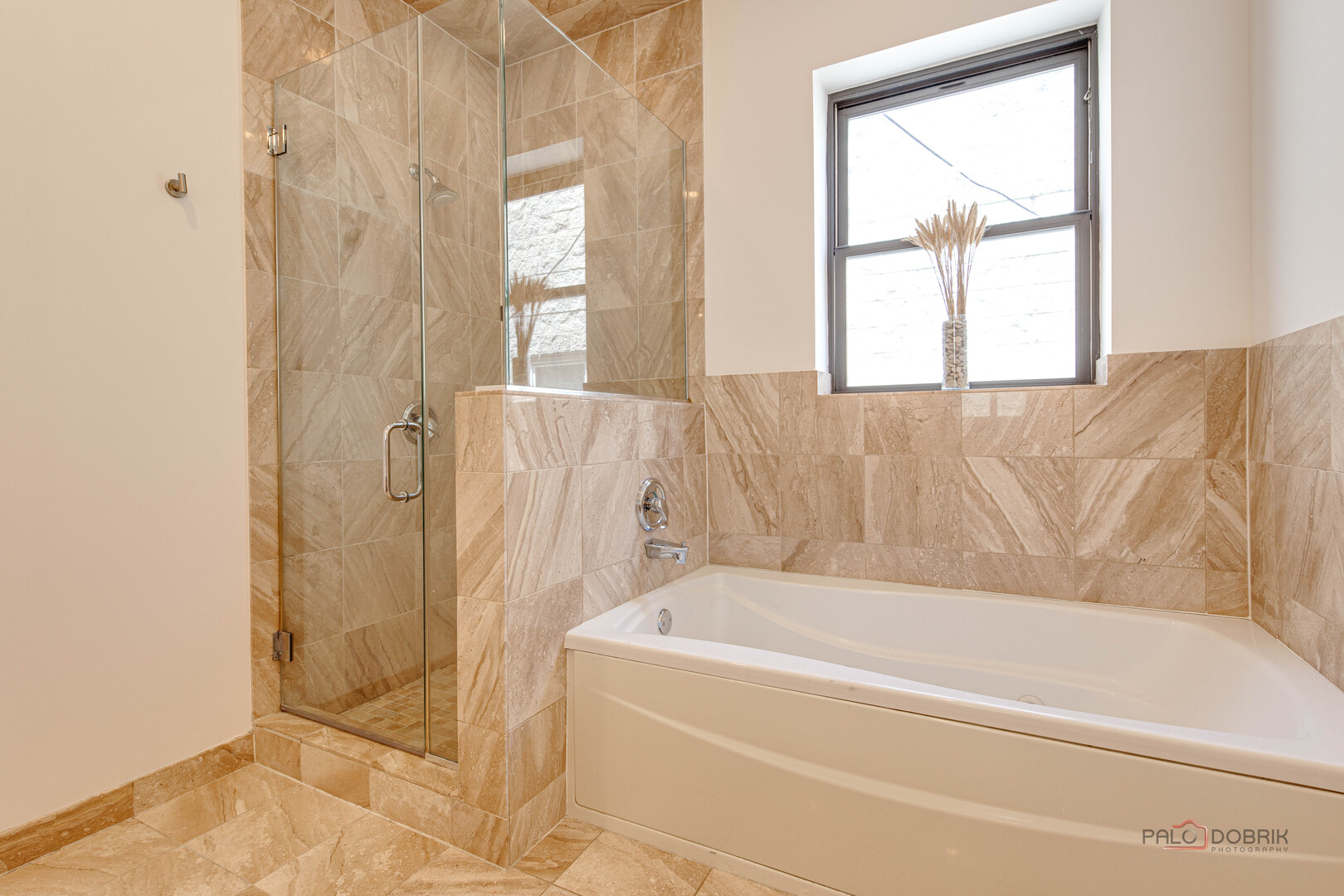 1529 N Artesian Avenue #3N, Chicago, IL 60622