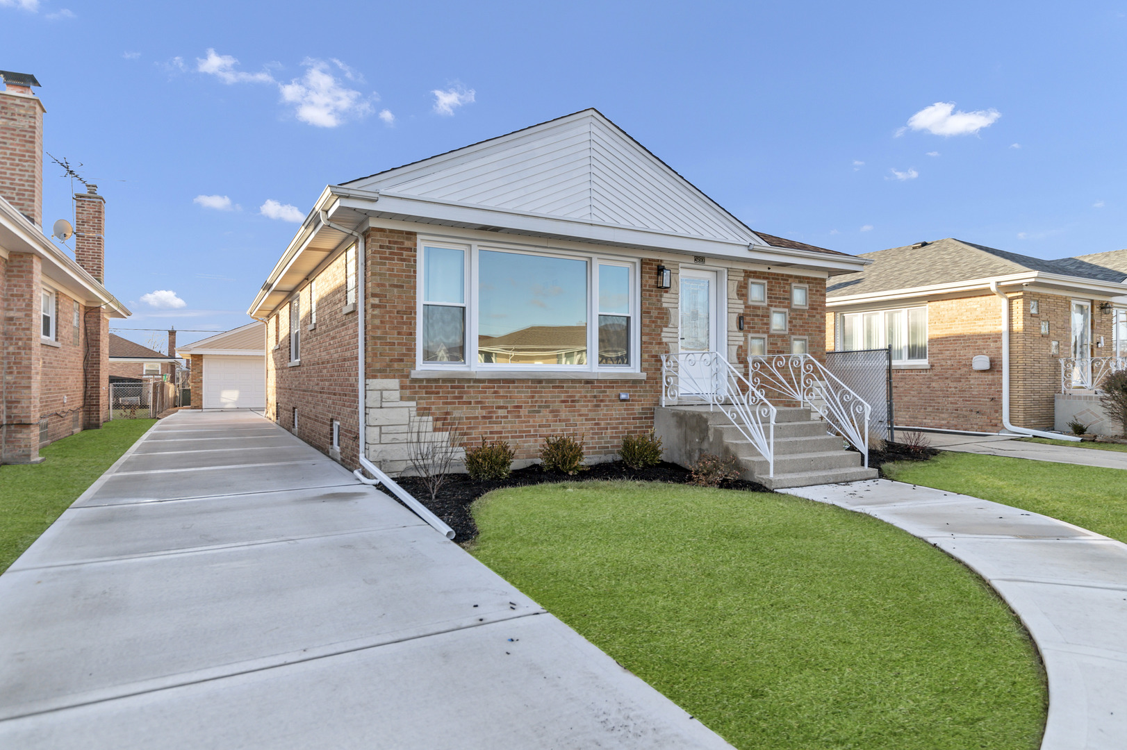 4500 N Ozanam Avenue, Norridge, IL 60706