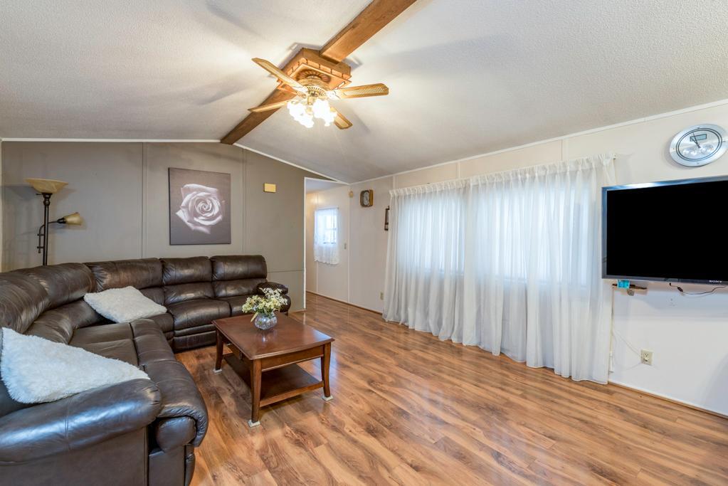 3268 Meadow Drive, Park City, IL 60085