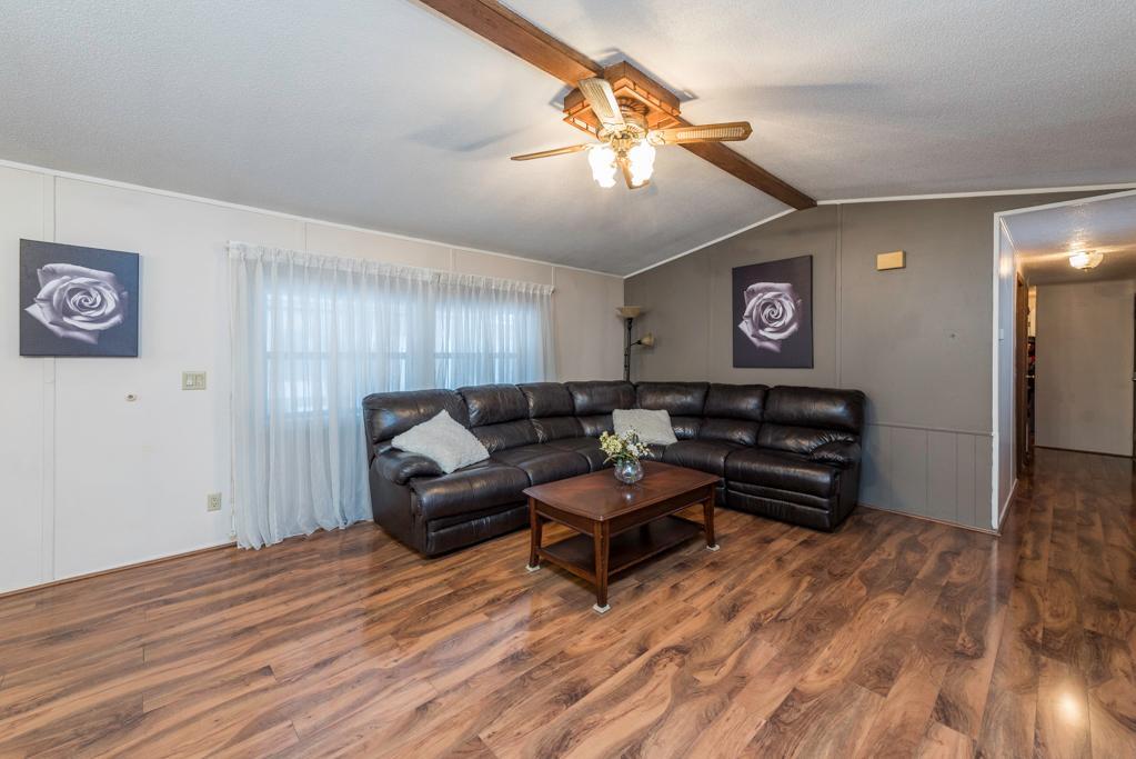 3268 Meadow Drive, Park City, IL 60085