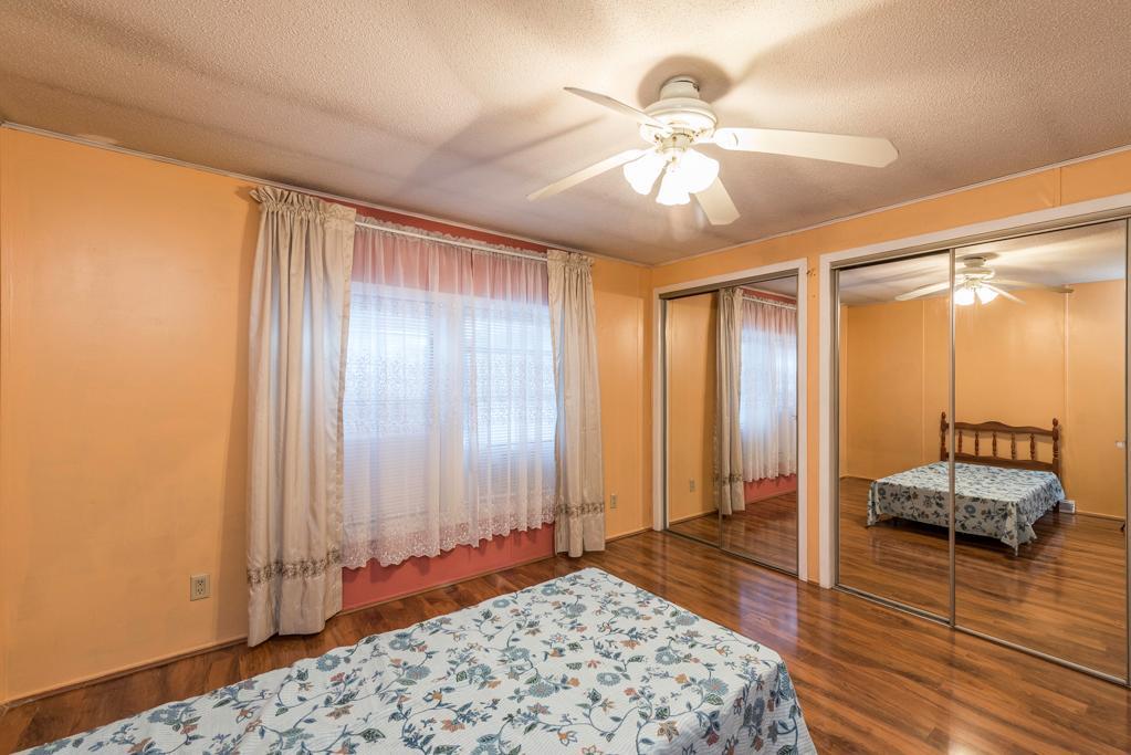 3268 Meadow Drive, Park City, IL 60085