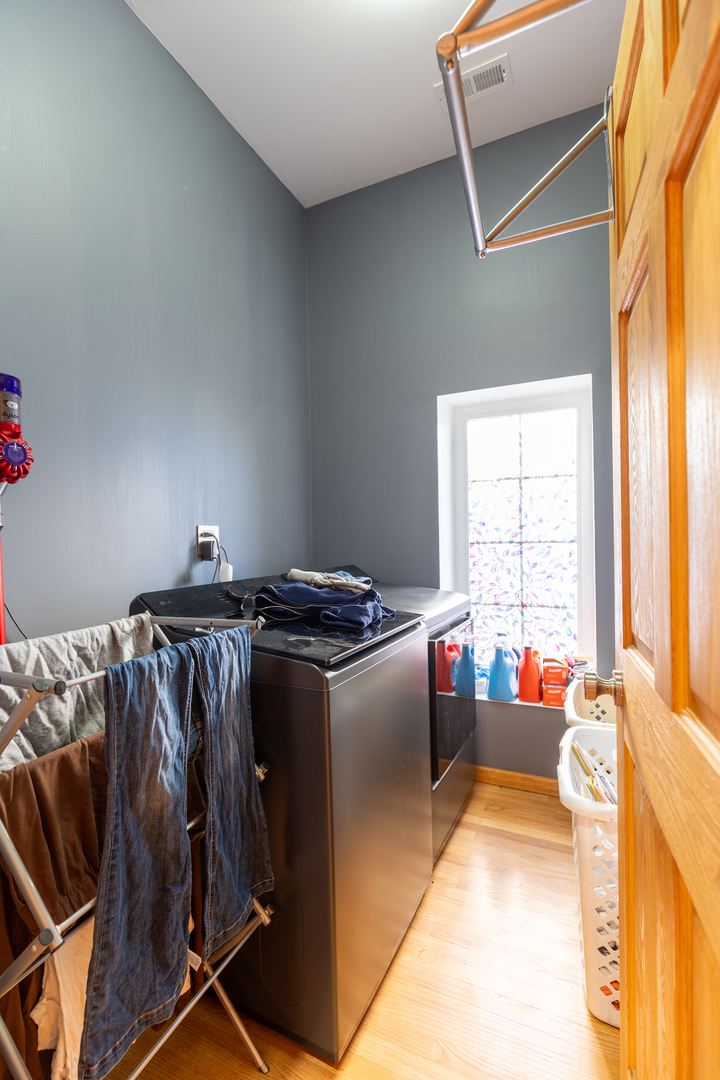 4716 N Kilbourn Avenue, Chicago, IL 60630