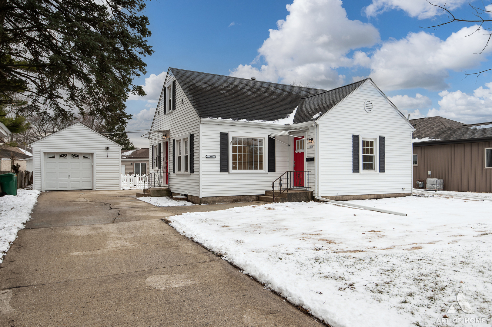 1015 Grandview Avenue, Lockport, IL 60441