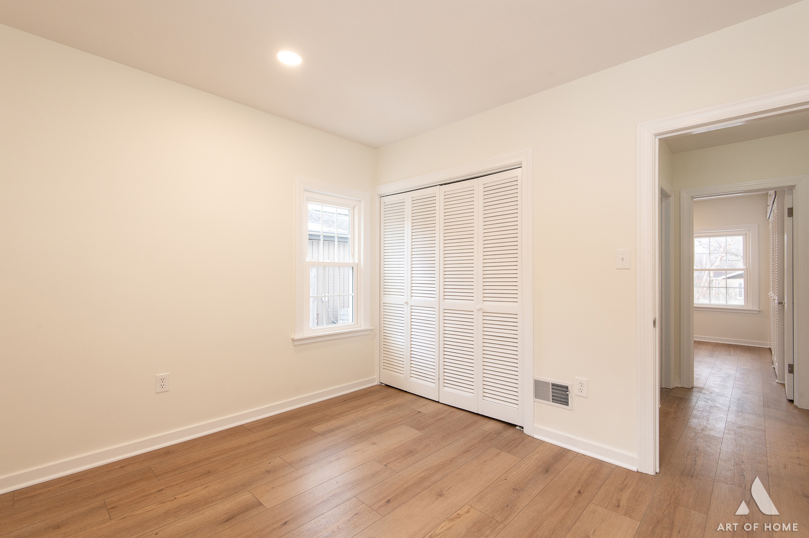 1015 Grandview Avenue, Lockport, IL 60441