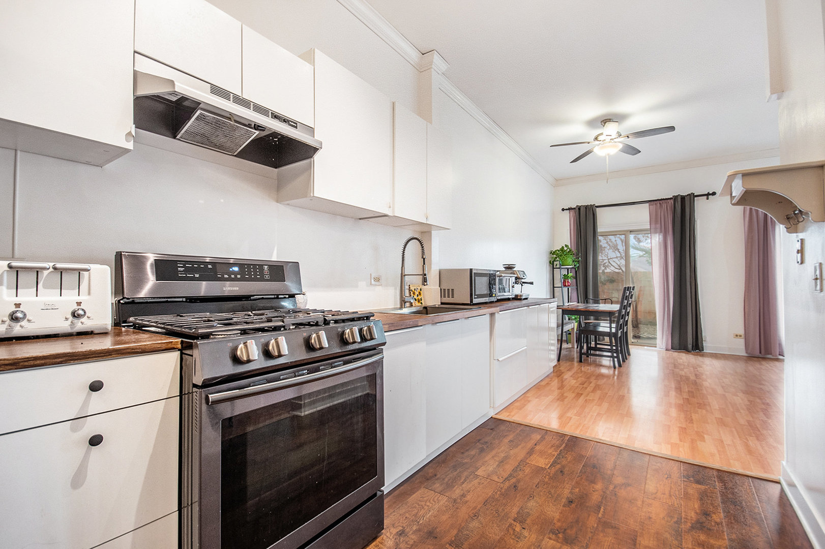 1008 Arbor Court, Mount Prospect, IL 60056