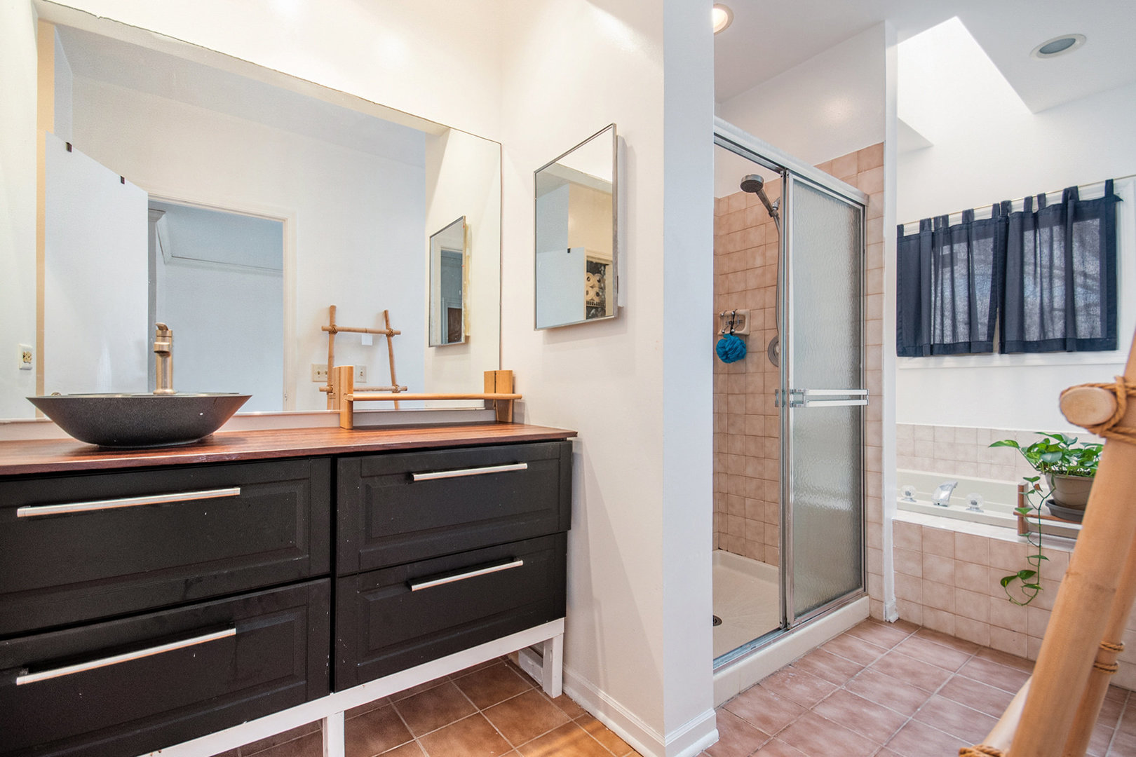 1008 Arbor Court, Mount Prospect, IL 60056