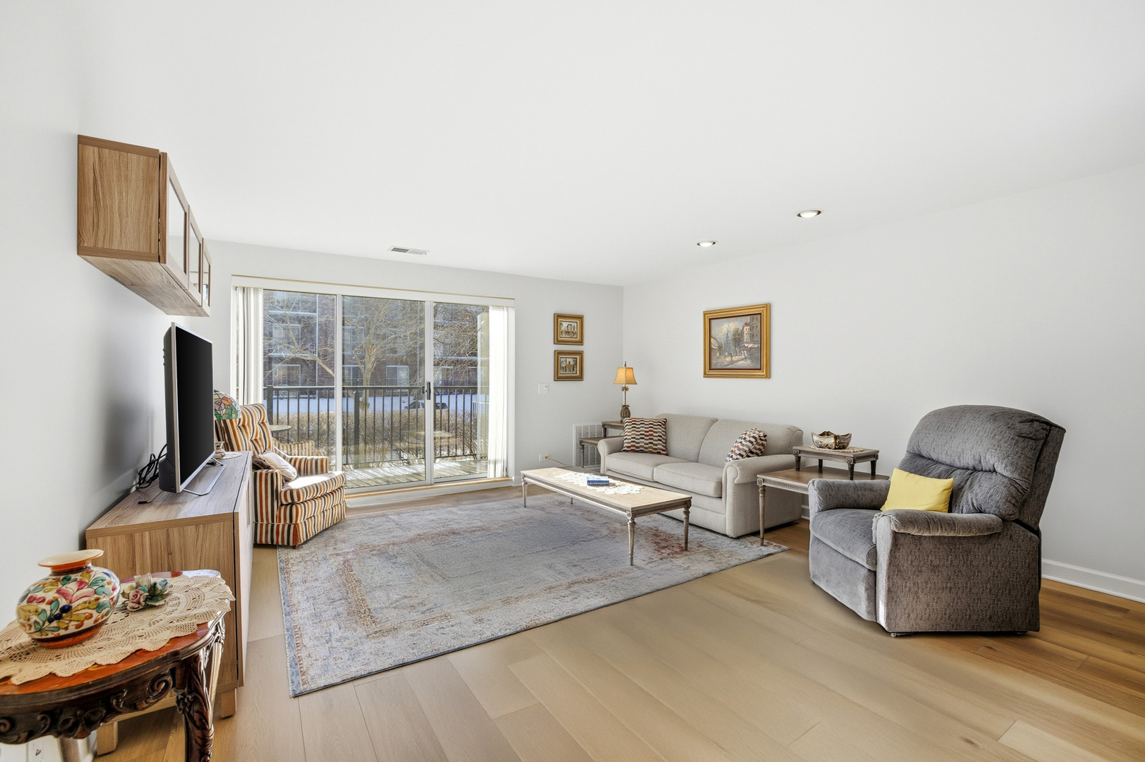 Elk Grove Village, IL 60007