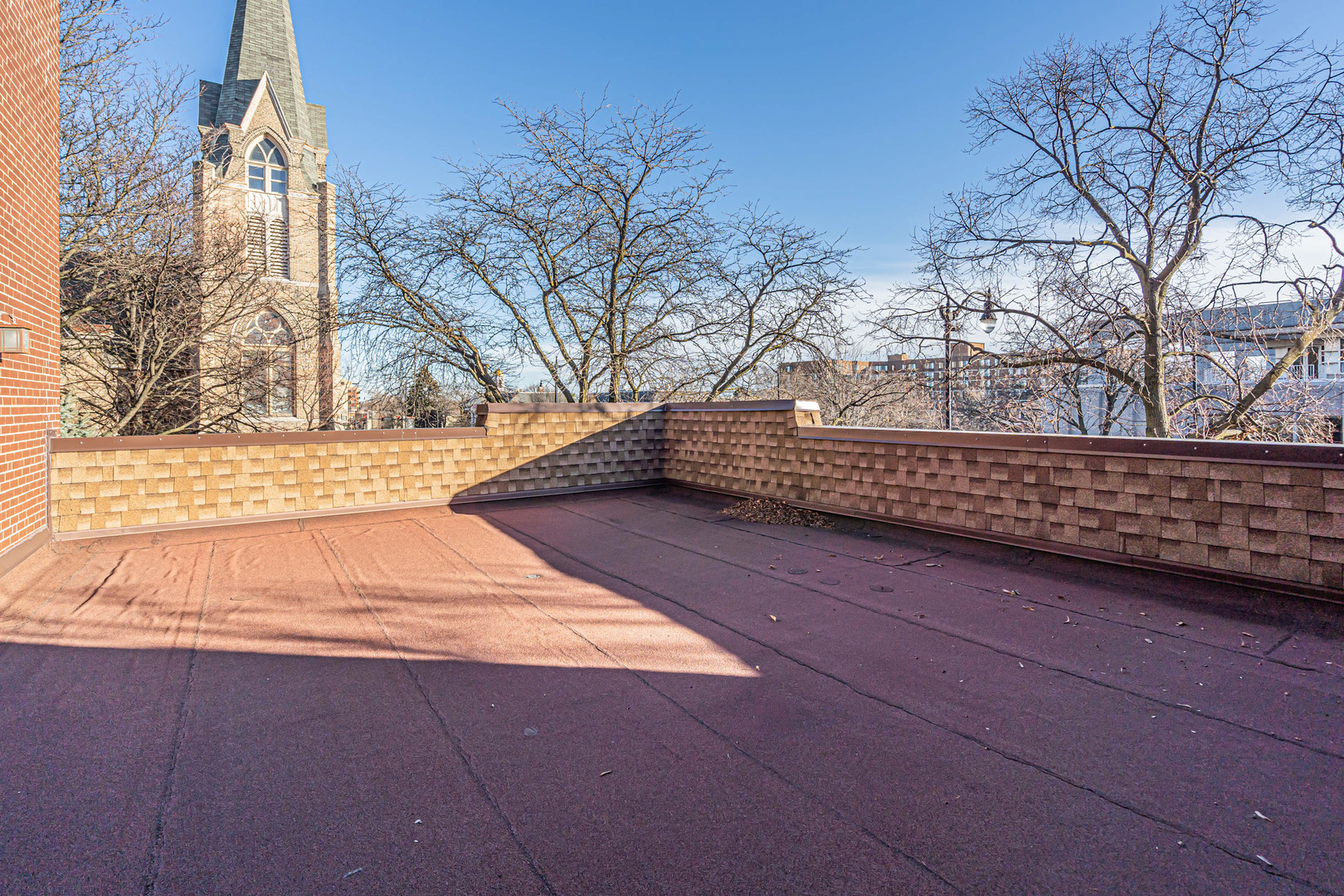 5200 Oakton Street #403, Skokie, IL 60077