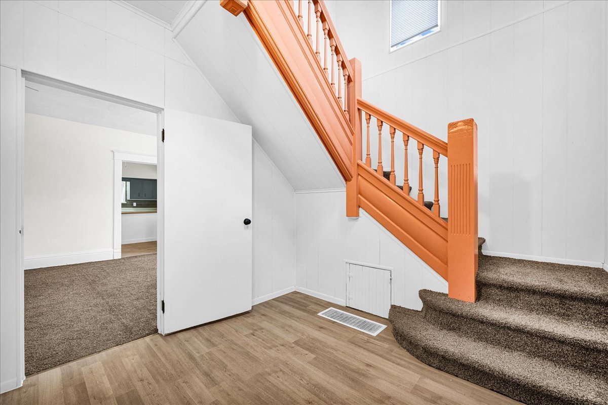 449 N 3rd Avenue, Canton, IL 61520